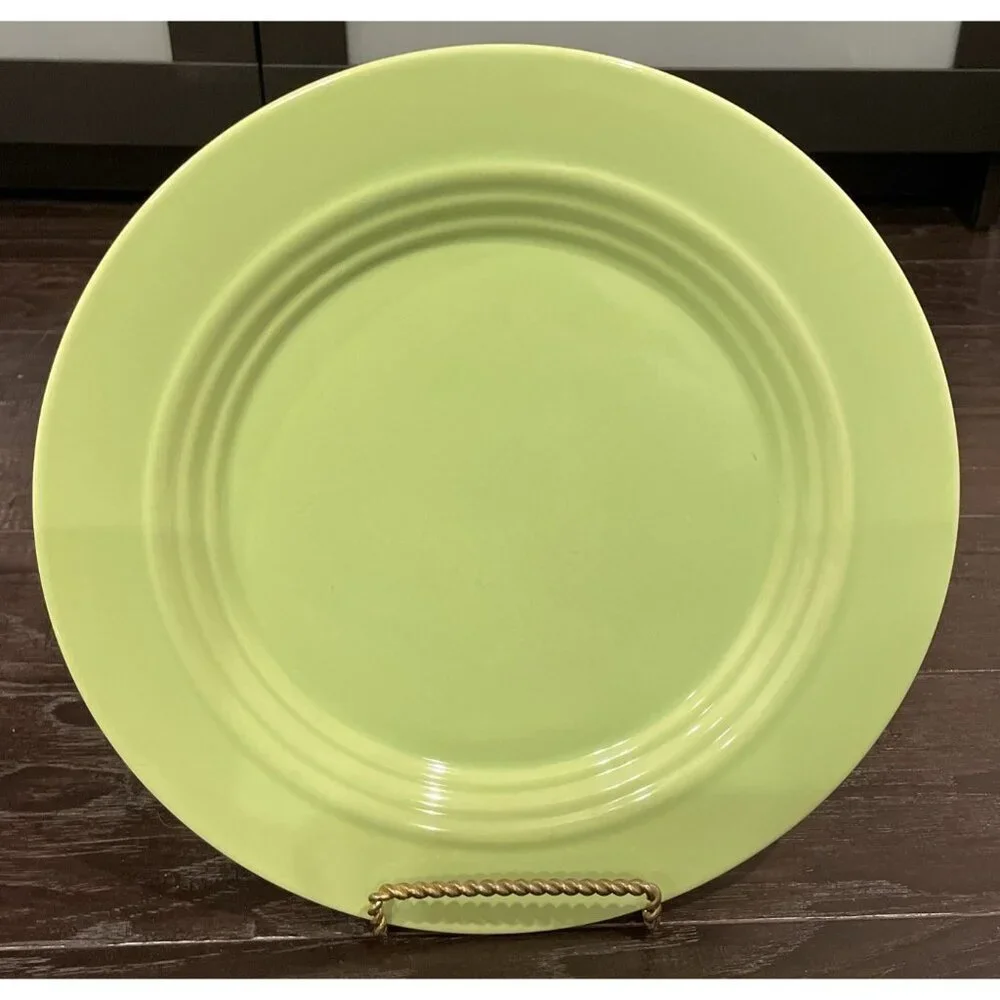 Bosco Ware BW Lime Light Green Ribbed Dinner Plate Beehive 11 Inch Vintage